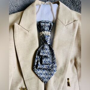 Silk tie necklace with faux pearls